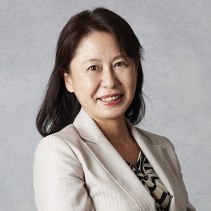 中農朋子